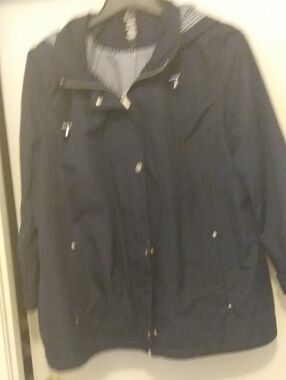 Women’s Navy Hooded Rain Jacket
